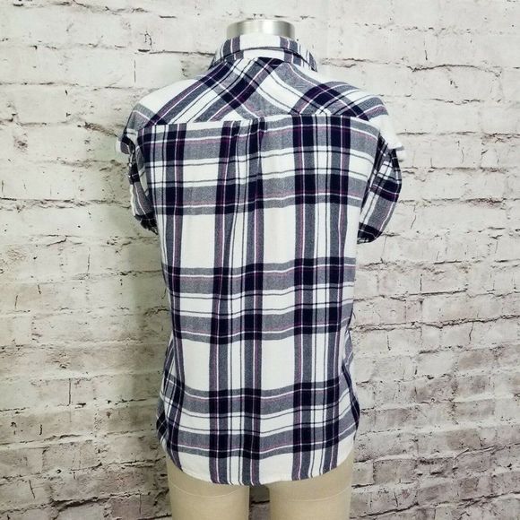 Rails Britt Womens Size XS Rolled Cap Sleeve Plaid Button Front Top - Picture 4 of 8